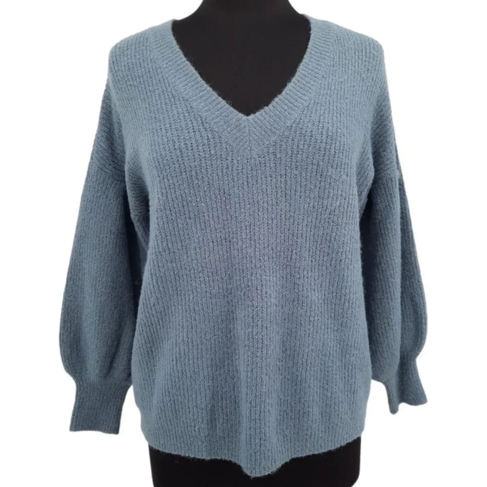 Love Tree Super Soft Stretch Knit V-Neck Balloon Sleeve Pullover Sweater Size M